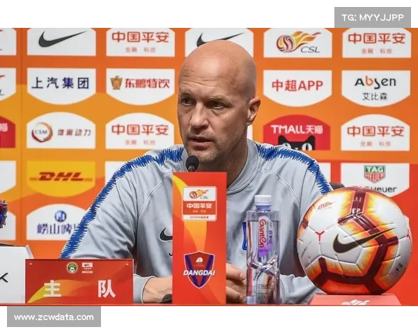 诺伊尔谈8-1胜利:团队配合优于个人表现 诺伊尔谈8-1胜利:团队配合优于个人表现